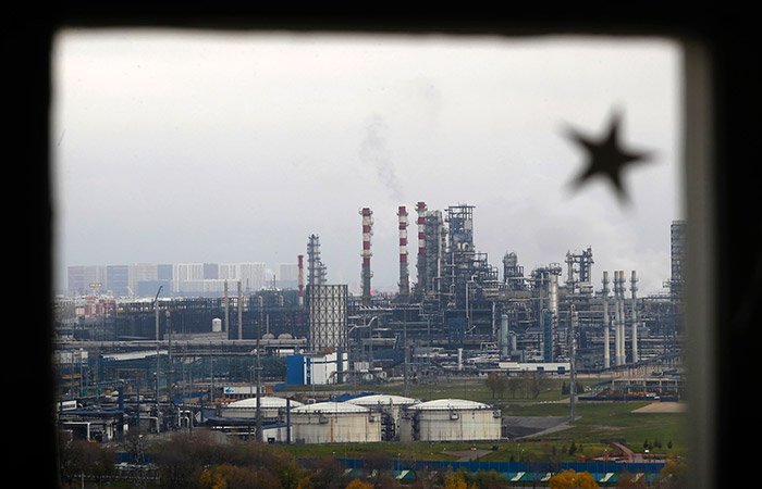 Путин предупредил о тяжелых последствиях ограничения цен на нефть из РФ